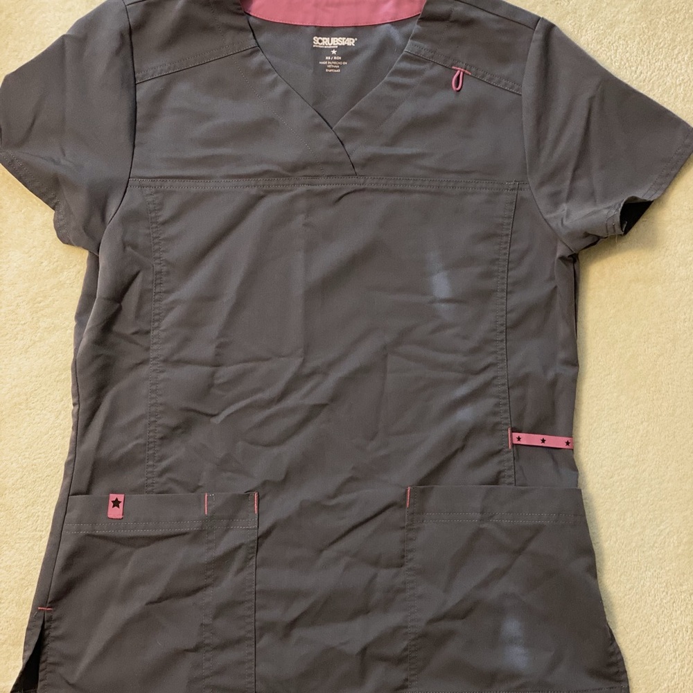 Scrub top